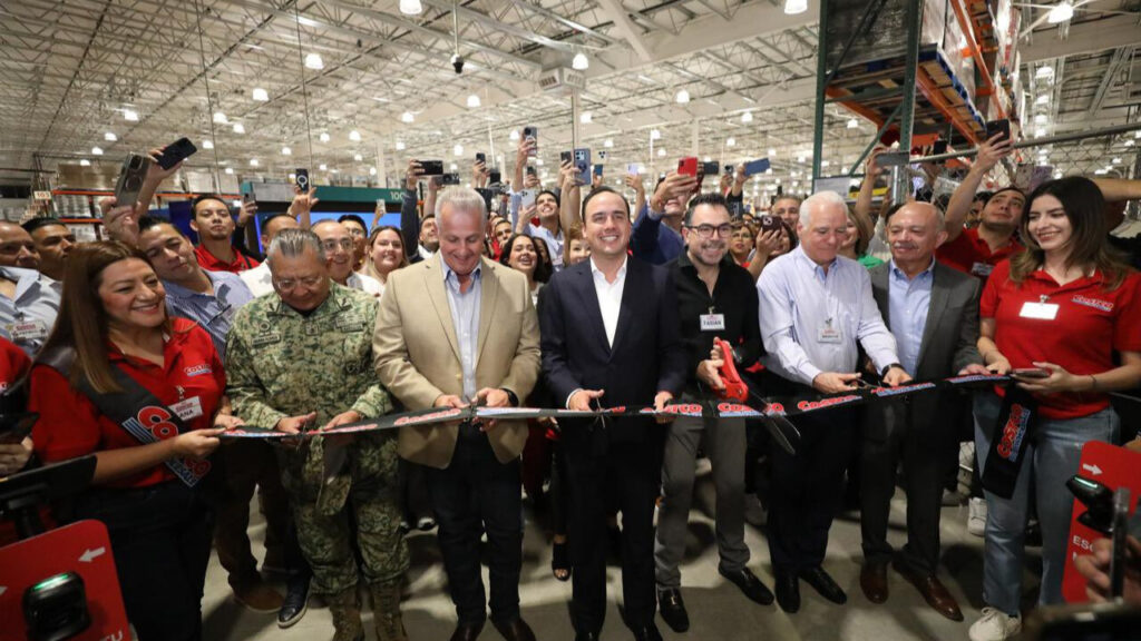 Este jueves 14 de noviembre el Costco de Torreón, el primero de La Laguna, abrió sus puertas